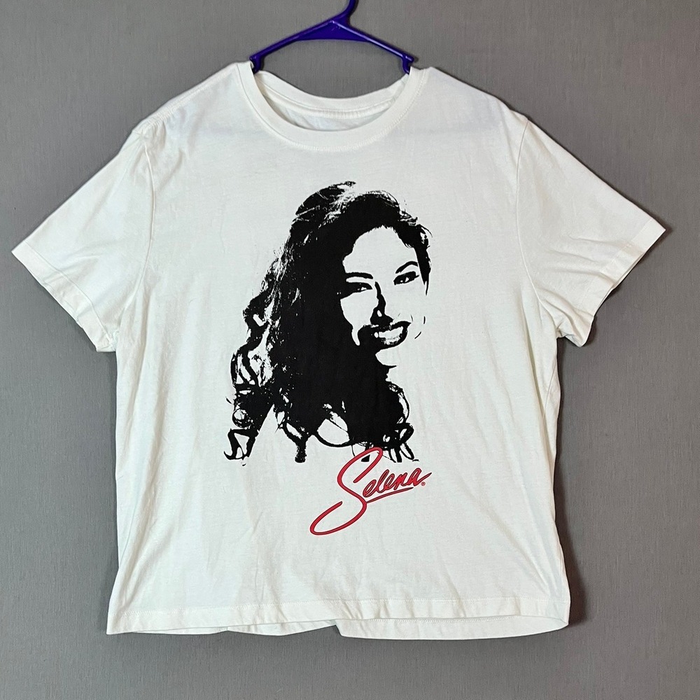 Selena Quintanilla Graphic Tee XL White Cotton Blend – Queen of Tejano EUC
